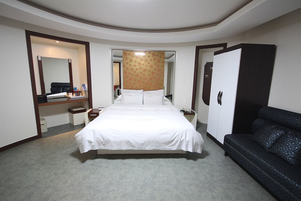 Hotel Tate Szuvon Kültér fotó