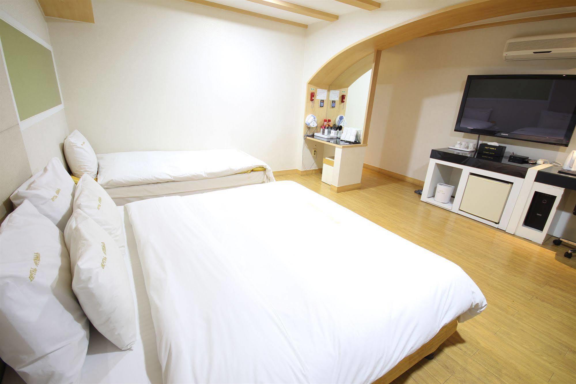 Hotel Tate Szuvon Kültér fotó