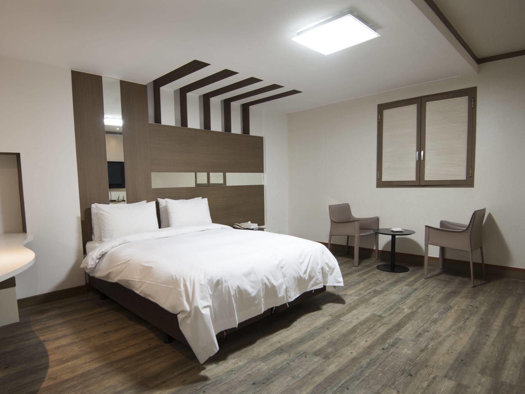 Hotel Tate Szuvon Kültér fotó